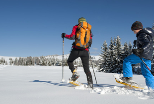 Escursione con le racchette da neve